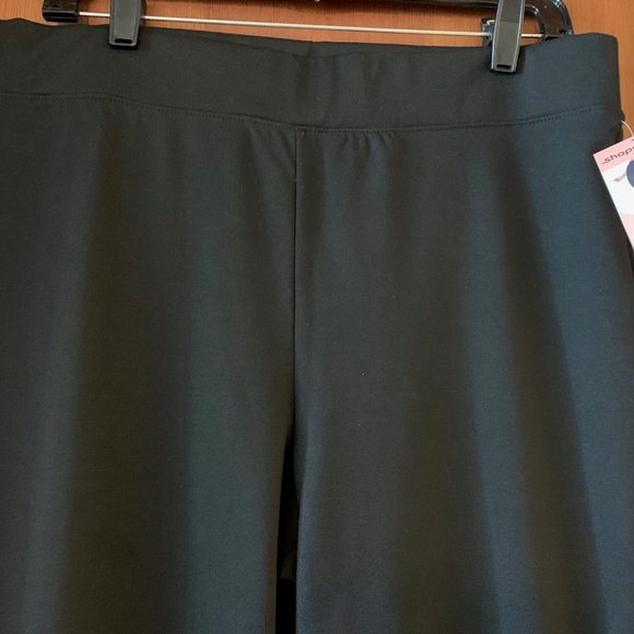 SHAPERMINT NWT Women's Slim Leg Black Pants. Large - Picture 2 of 8